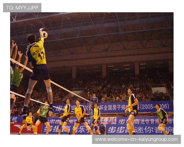 上海海港稳步前进,外援实力撑起卫冕希望 上海海港稳步前进,外援实力撑起卫冕希望